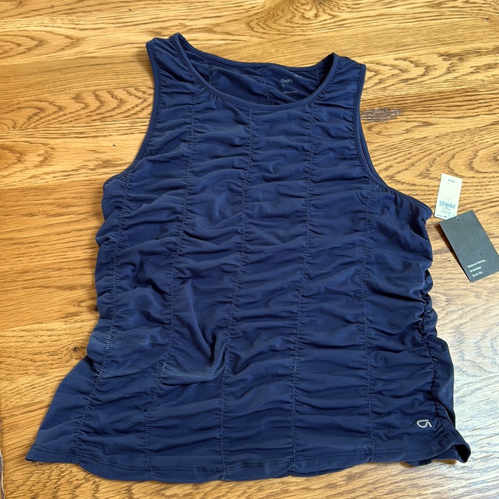 NWT Blue GapFit moisture wicking ruched top